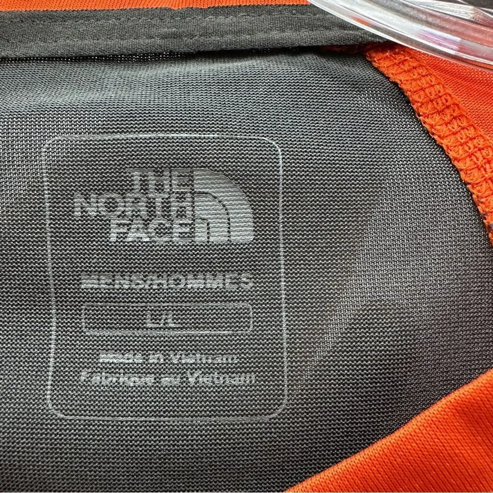 The North Face vaporwick athletic short sleeve shirt men's large orange and grey